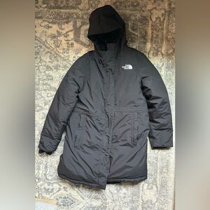Girls Large Northface jacket